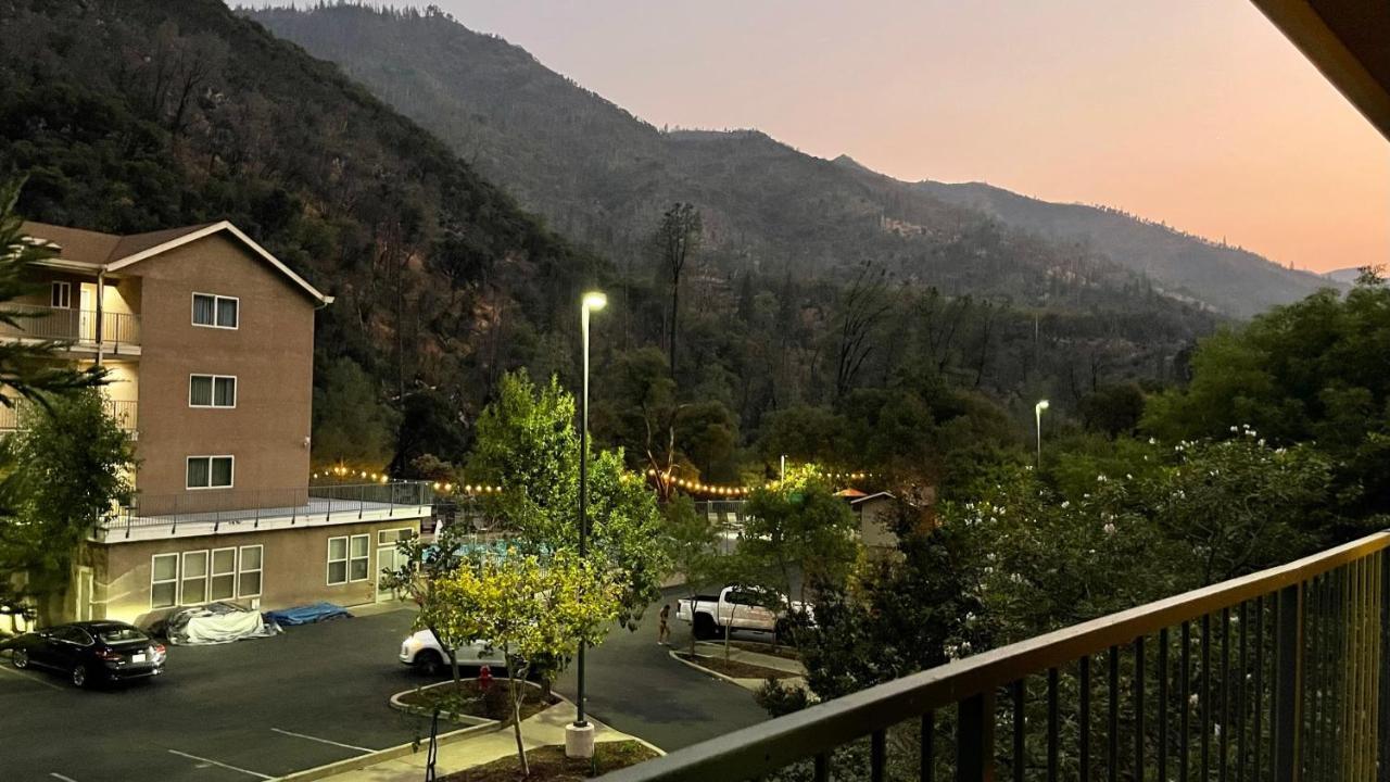 Yosemite View Lodge El Portal Exterior photo